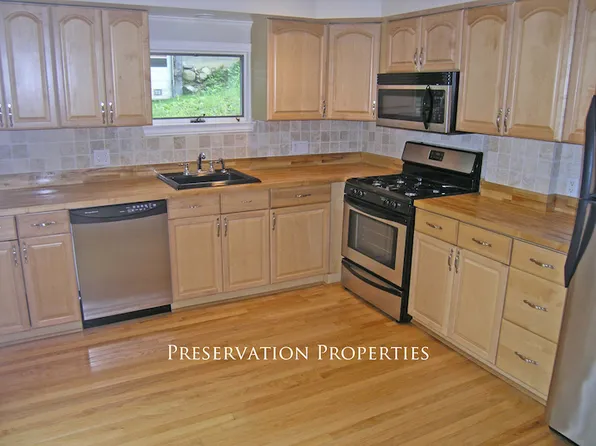 11 Pennsylvania Ave #2, Newton Upper Falls, MA 02464