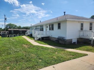 Arena-2117, Topeka, KS 66605