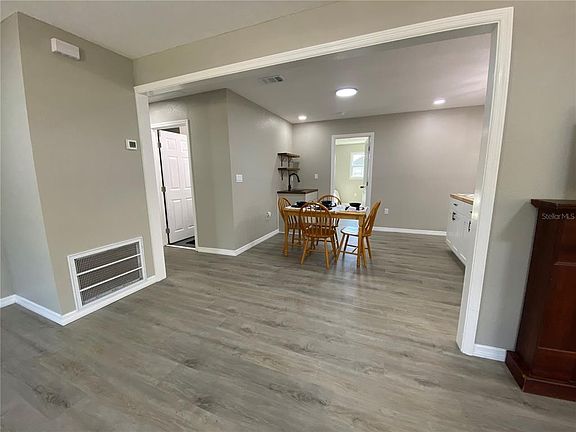 5th image of 12704 Lacey Dr