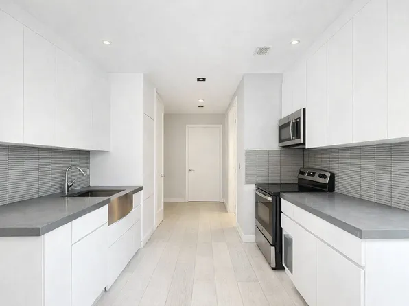 325 E 5th St, New York, NY