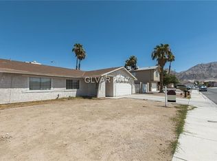 5830 Auckland Dr, Las Vegas, NV 89110