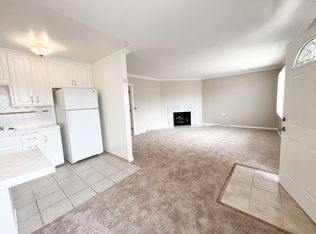 221 Sheldon St APT 4, El Segundo, CA 90245