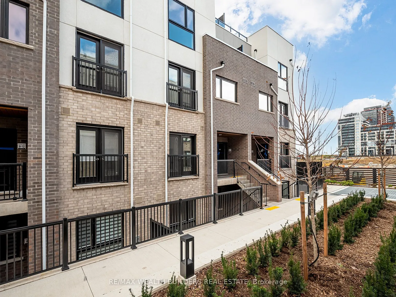 2 bed, $2,750 — Photo 2