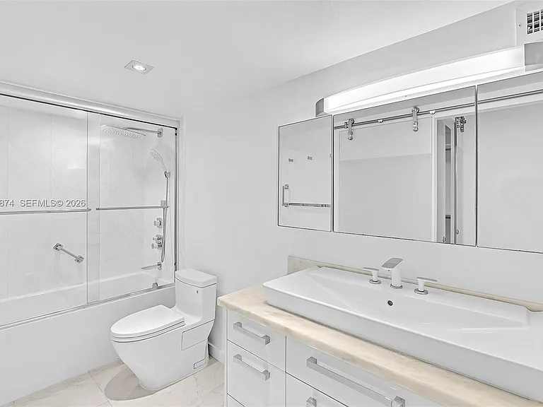 2500 Parkview Dr #1219 — Photo 29