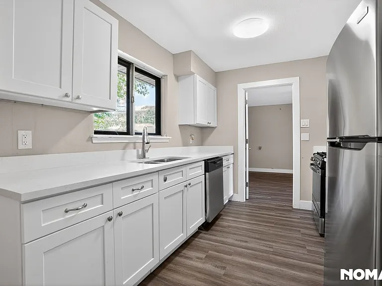 1623 Harness Ln — Photo 1
