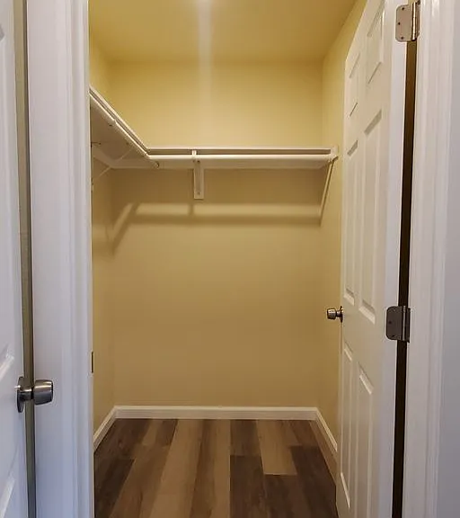1390 Yale Pl — Photo 21