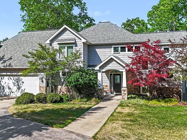 5628 W Longbridge Rd, Pentwater, MI 49449