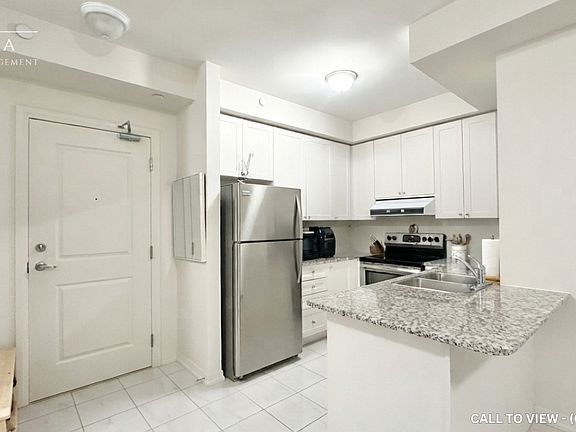 4th image of 70 Shipway Ave E #115