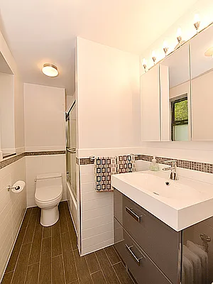 Sold by Cooper & Cooper Real Estate | media 30
