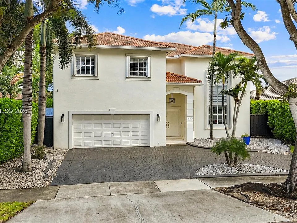 9067 NW 169th St