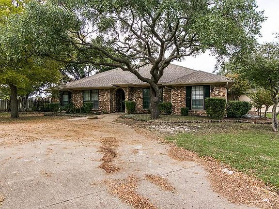 2nd image of 340 Donna Dr