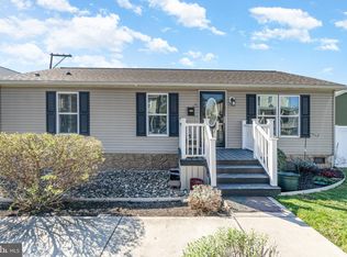 421 N Railroad St, Palmyra, PA 17078