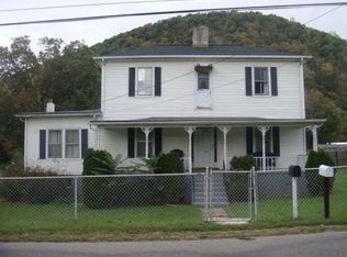 1659 Big Spring Dr, Elliston, VA 24087