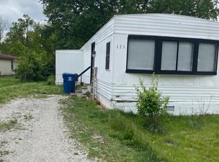 125 Rosewood Dr, Cicero, IN 46034