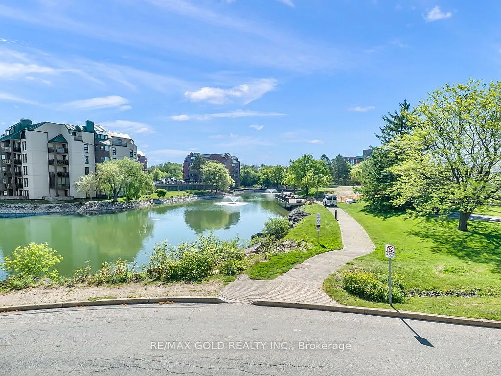 2 bed, $2,595 — Photo 3