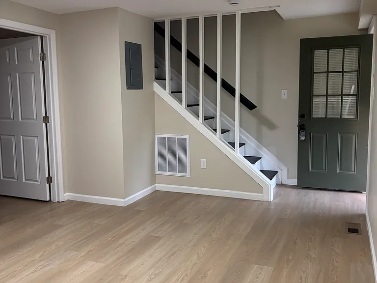 112 Viking Rd — Photo 5