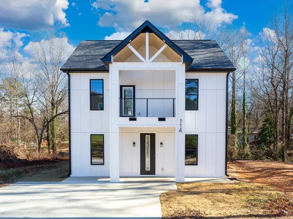 114 Harlem St, Easley, SC 29640