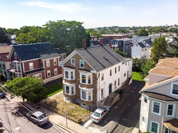 15-17 Oak St, Somerville, MA 02143