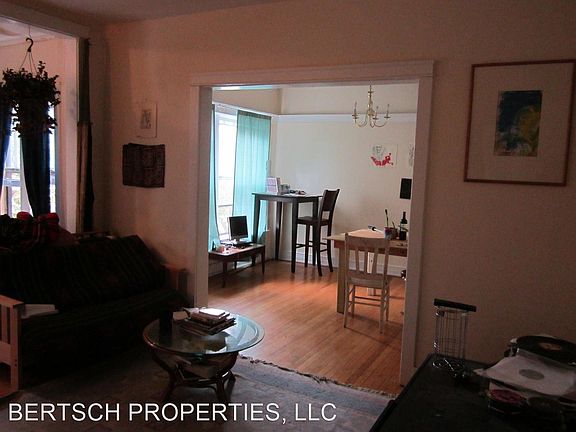5th image of 1452 W Argyle St APT 2S