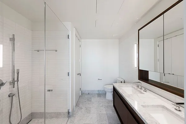 Sold by Nest Seekers International | media 20