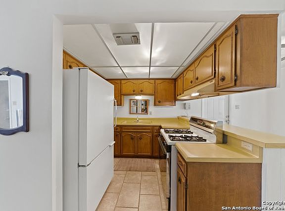 5th image of 5301 Wheatland St