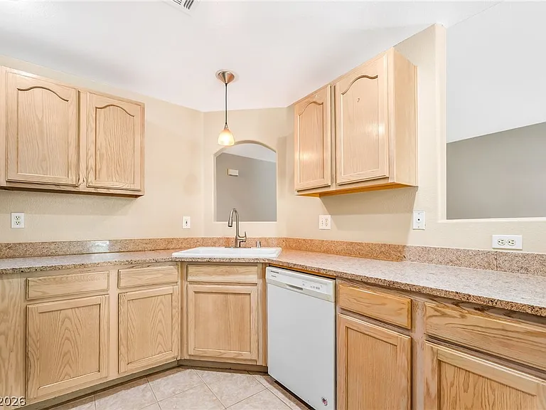 2050 W Warm Springs Rd #2411 — Photo 12