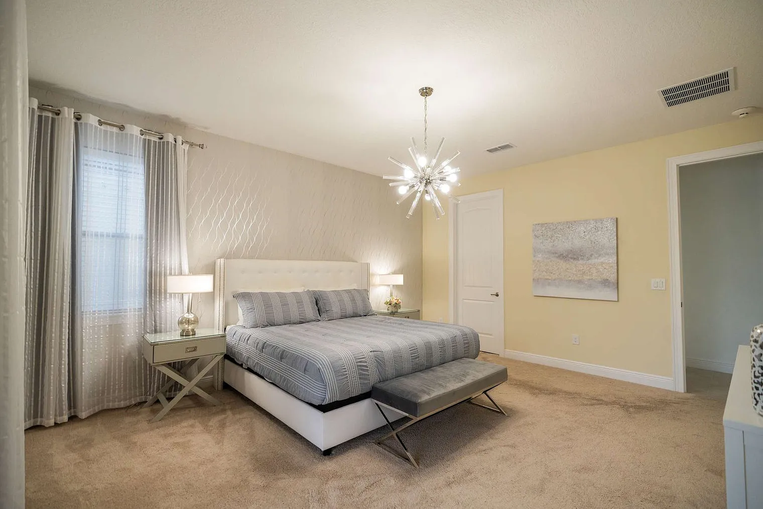 9 bed, 8.0 bath, 4628 sqft, $8,100 — Photo 4