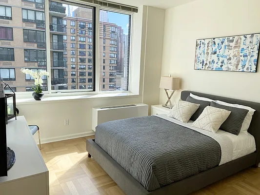 Rented by Windsor Property Management | media 12