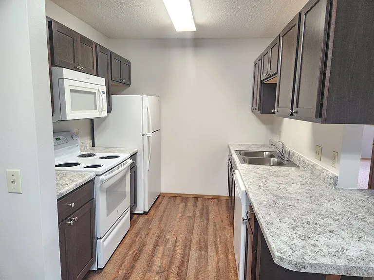 Chapelwood III Apartments — Photo 5