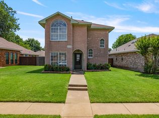 2128 Arbor Creek Dr, Carrollton, TX 75010
