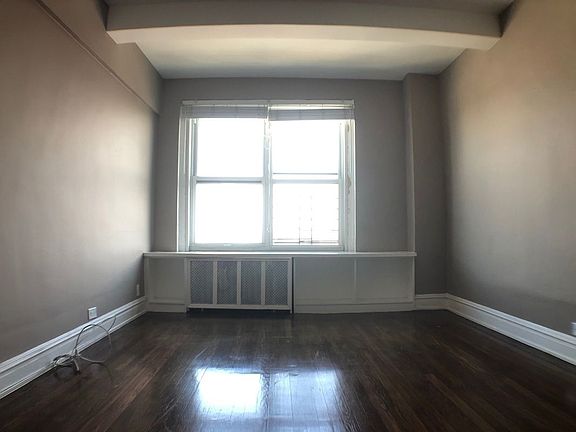 4th image of 200 W 108th St #17Q