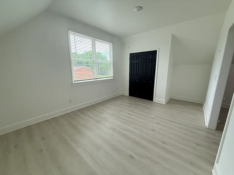 1015 Water St — Photo 6