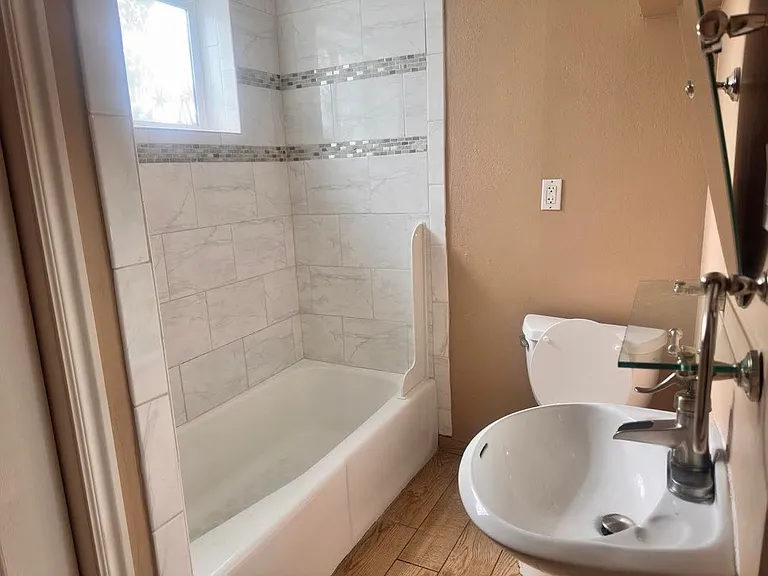1175 N 950 W — Photo 10