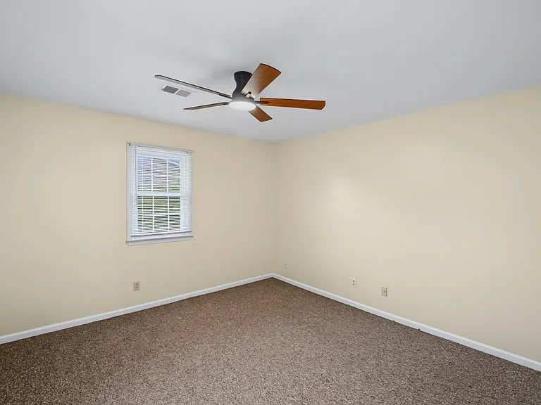 741 Ridgeview Dr — Photo 20