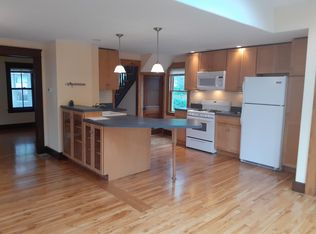 13 Anderson Ave, Worcester, MA 01604