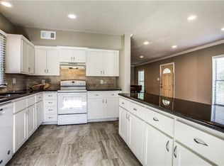 7105 Chiesa Rd, Rowlett, TX 75089