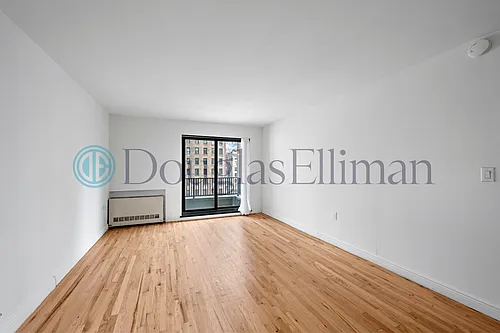 295 Park Ave S Photo 1 295 Park Ave S Photo 1