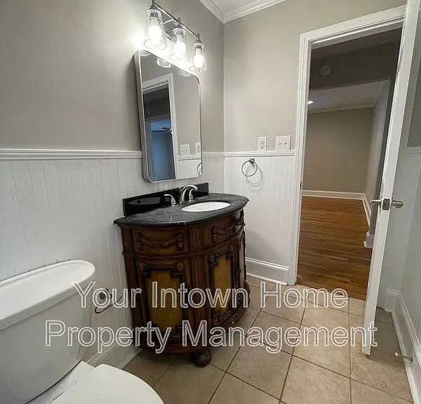 452 Deckner Ave SW — Photo 15