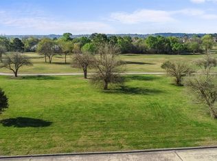 111 Club Creek Dr, Montgomery, TX 77356