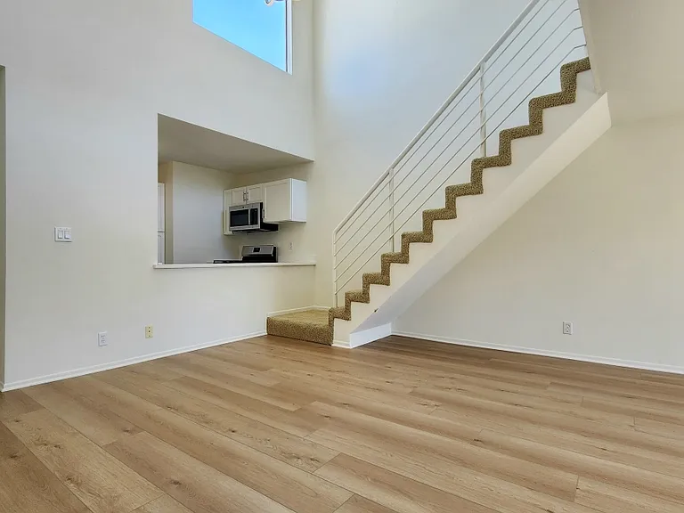 2120 S Bentley Ave #308 — Photo 28