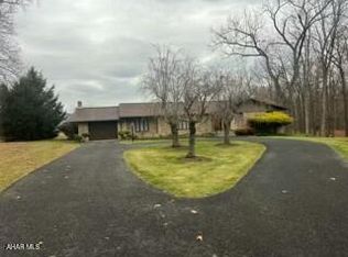 183 Hoover Rd, Everett, PA 15537