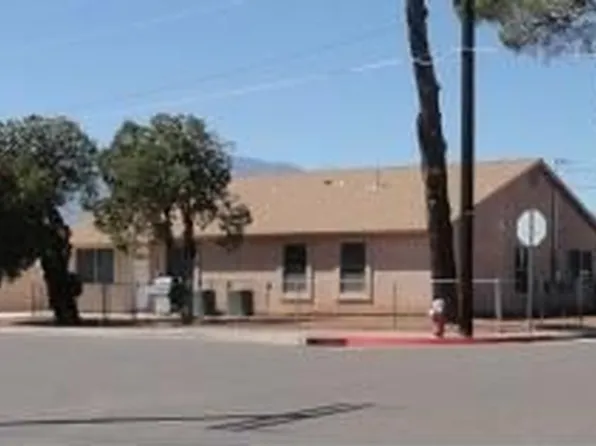 402 S 7th Ave, Safford, AZ 85546