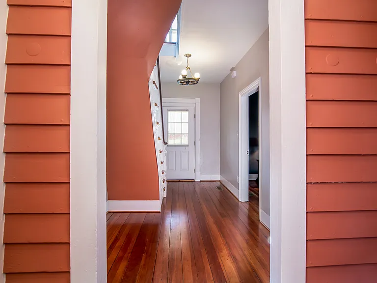 183 Clark St — Photo 7