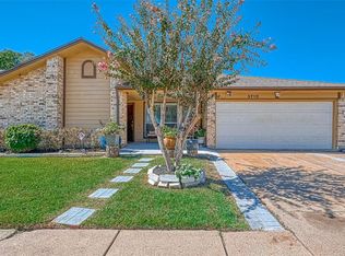 3710 Parkridge Glen Dr, Houston, TX 77082
