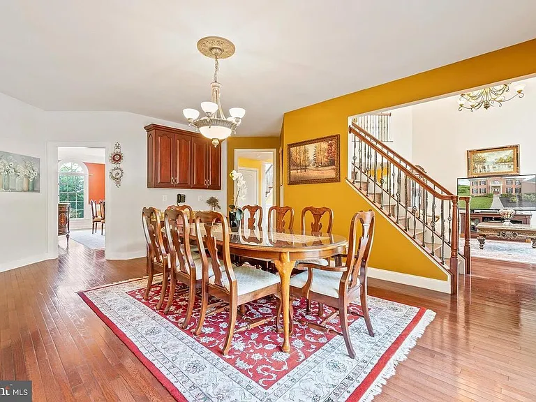 15000 Barlow Dr — Photo 17