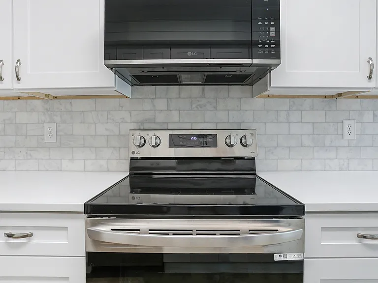 455 Mall Blvd #43 — Photo 11