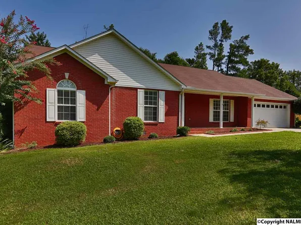 26571 Lydia Joe Dr, Athens, AL 35613