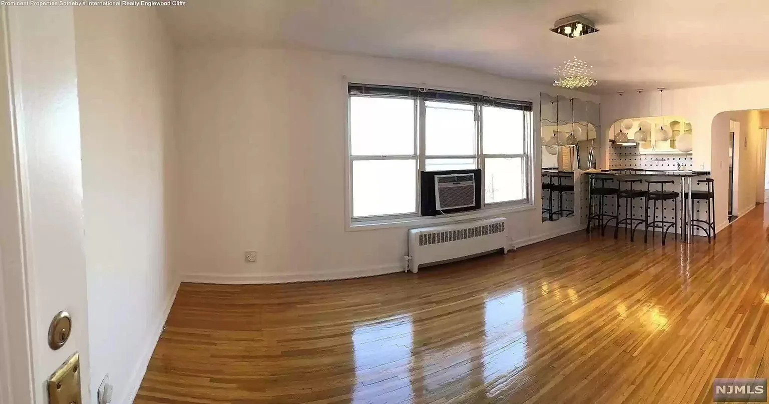 2350 Linwood Ave #5B-505B photo 1