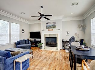 949 Patterson St, Houston, TX 77007