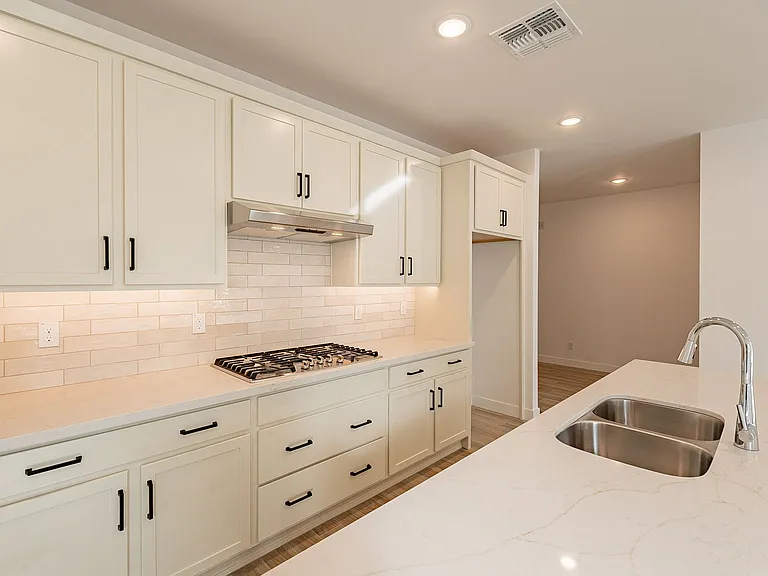 21411 W Meadowbrook Ave — Photo 20